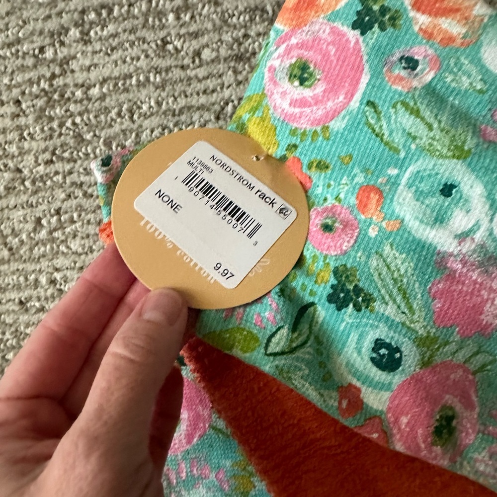 Florence Hand Towel Set - Picture 4 of 4